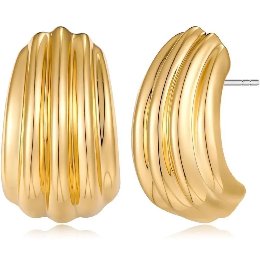 Gold statement earrings - Picture 2 of 2